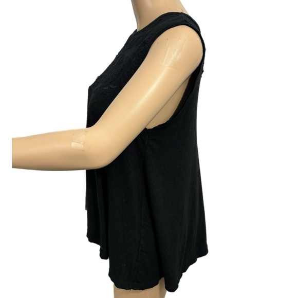 FREE PEOPLE Linen Blend Sleeveless Blouse Tank Top Embroidered Lace Womens Sz XS - Picture 5 of 12